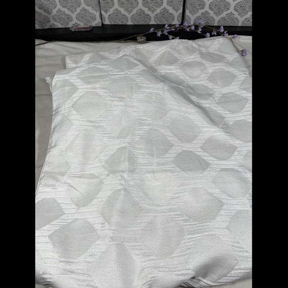 NEW $335 Hotel Collection Olympia [ Full/Queen ] Duvet Cover White‎ #D283 - Picture 4 of 11